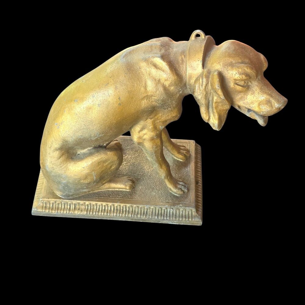 Antique French Animalier Hunting Hound Bronze Sculpture by August de Wever